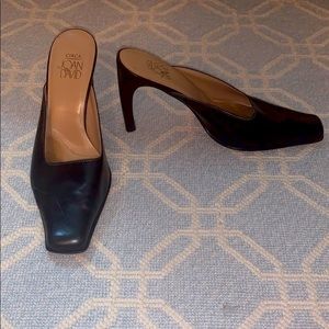 Joan and David black leather heels